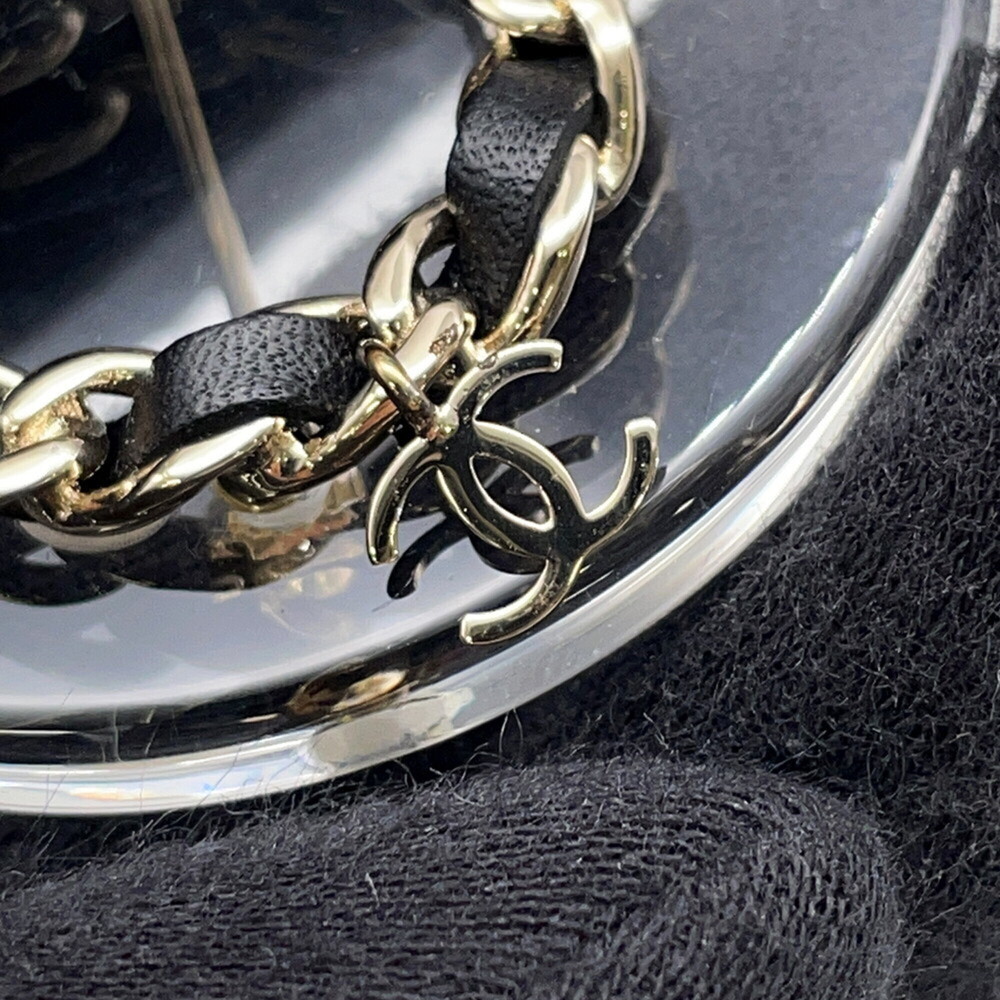 CHANEL Black Brooch - Picture 5 of 8